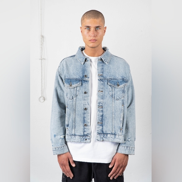 FAVELA Denim Trucker Jacket • Distressed Blue • Medium - Picture 1 of 3
